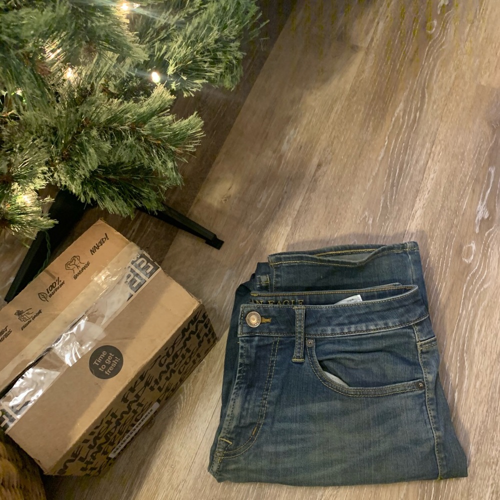 A&E “extreme flex” bluewash jeans